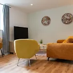 Boutique 74 דירה *